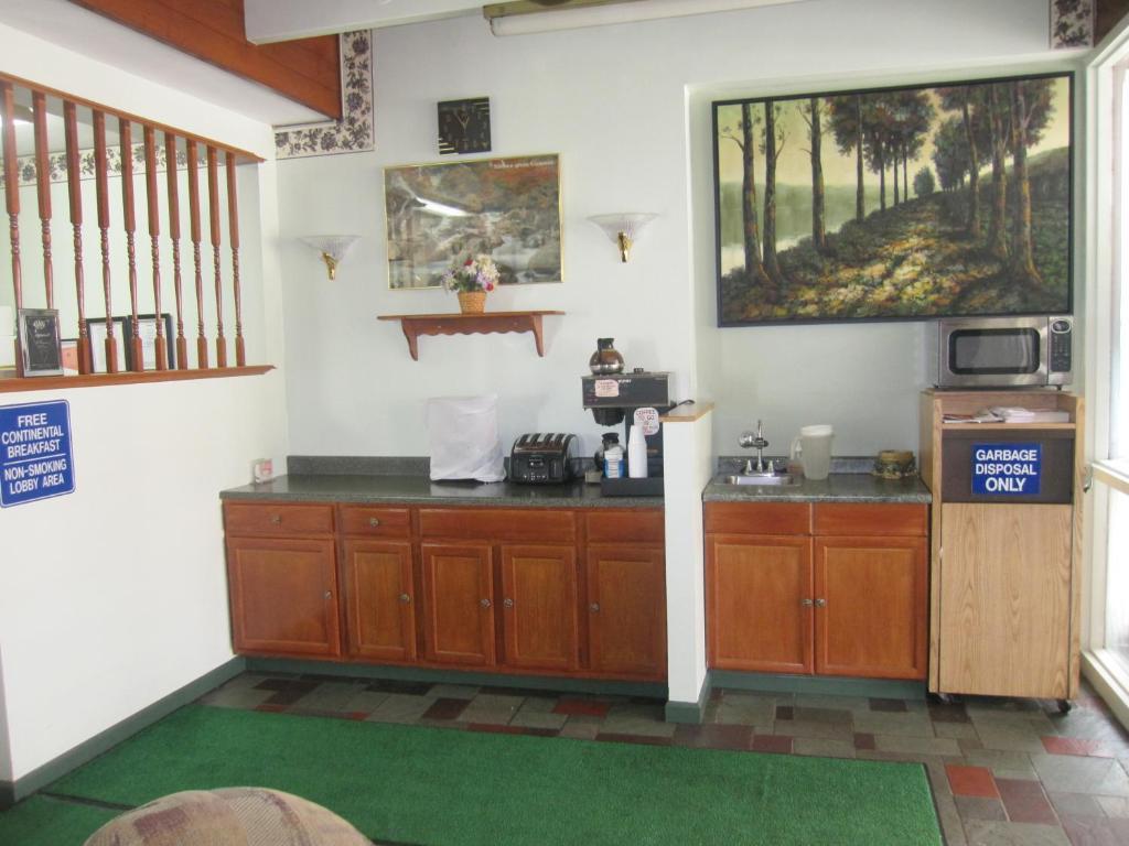 Budget Inn Batavia Exterior foto