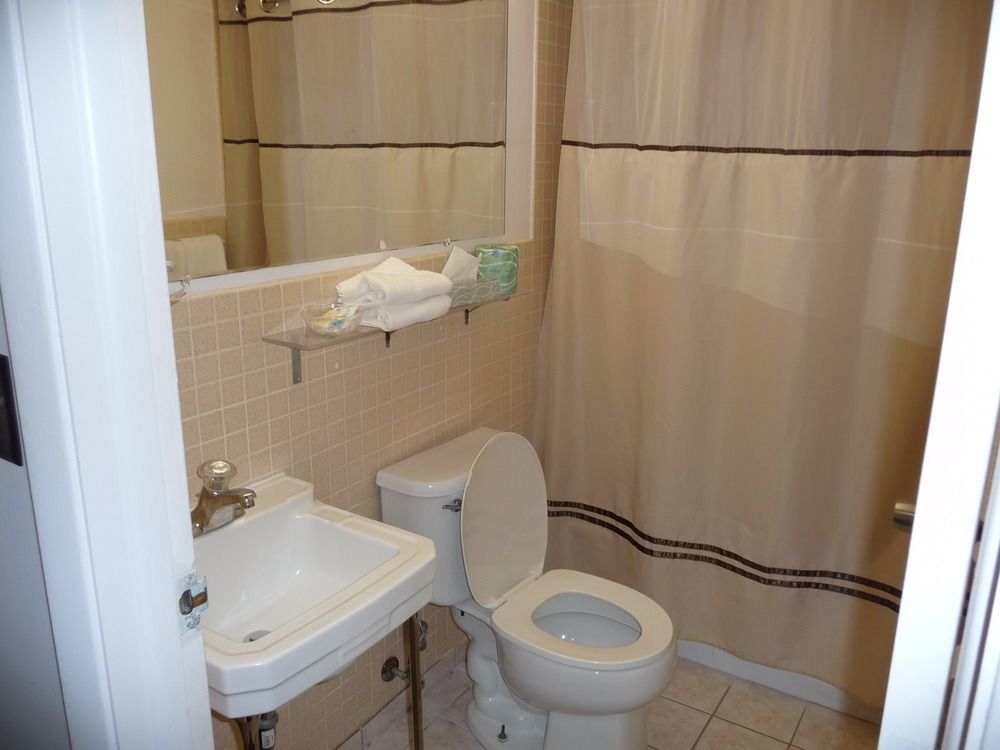 Budget Inn Batavia Exterior foto